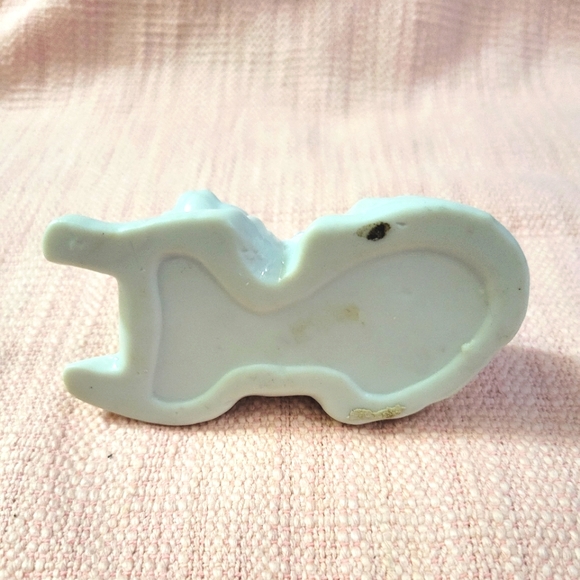 Vintage Persian Cat Pin Cushion Porcelain Figurine - Picture 6 of 7